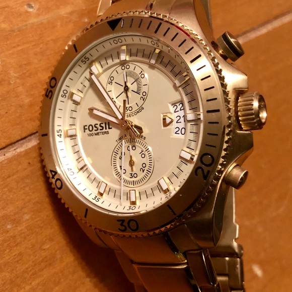 Men’s Gold Fossil Watch - Picture 3 of 5